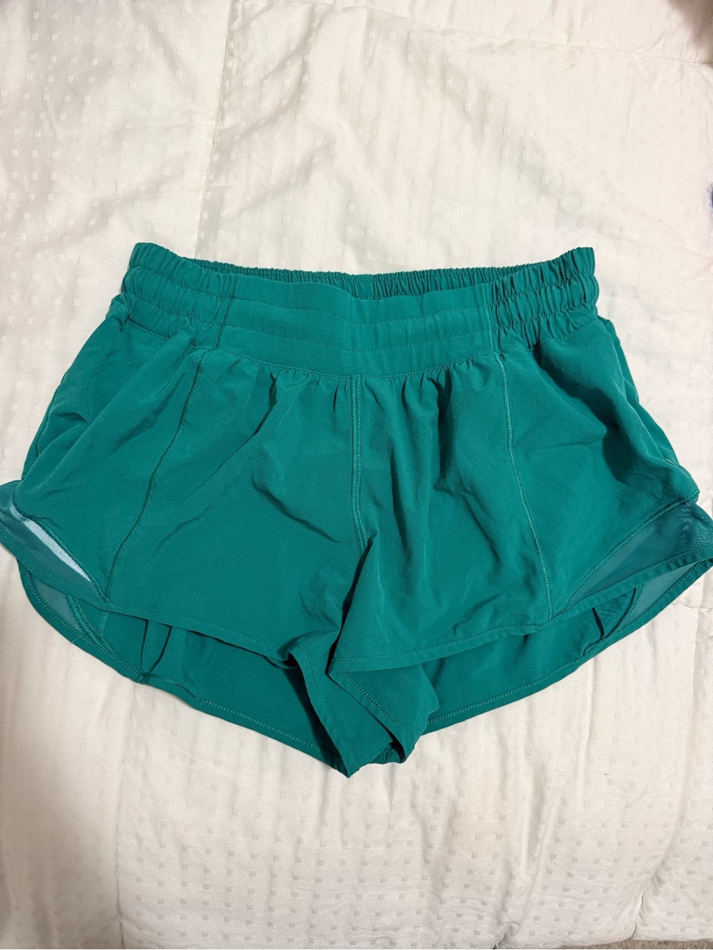 lululemon athletica Hotty Hot Shorts - 2.5in